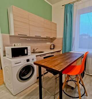 Гостевой дом Апарт-отель Home Краснодар #3 (Студия с кухней)-4