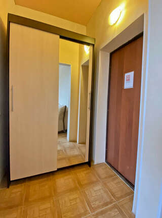 Гостевой дом Апарт-отель Home Краснодар #11 (Kingsize Bed + 2х спальный диван)-4